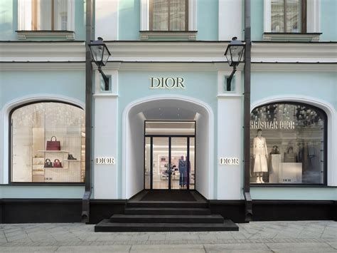 Обновленный бутик Dior в Столешниковом переулке 